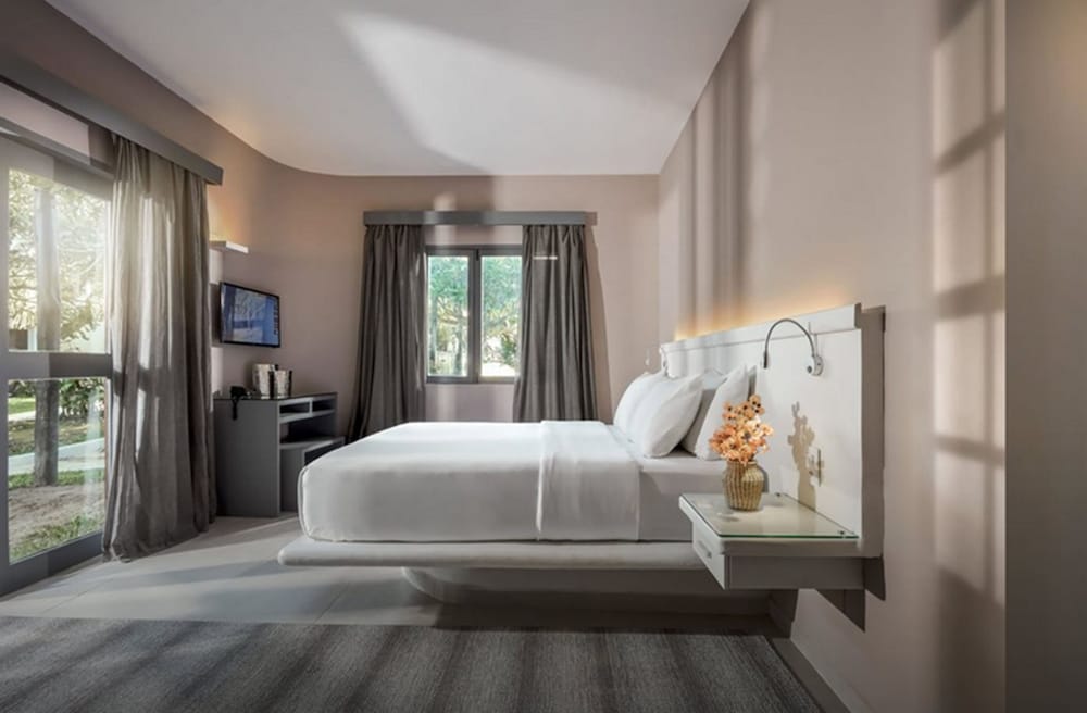 Standard Double or Twin Room - Photo 1