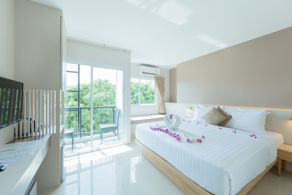 Deluxe Twin Room - Photo 7