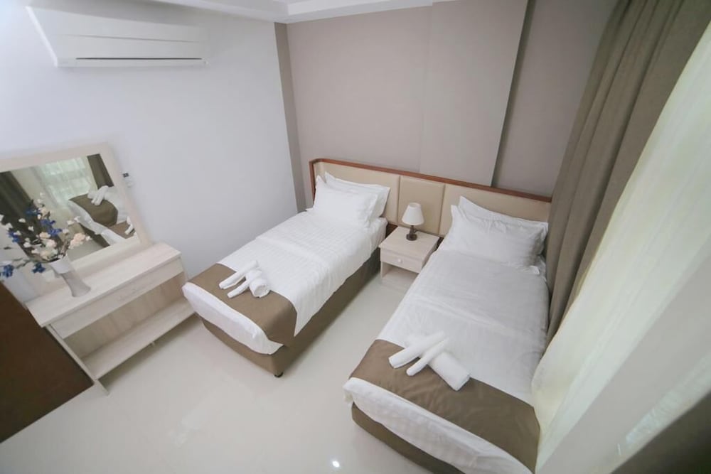 Deluxe Single Room