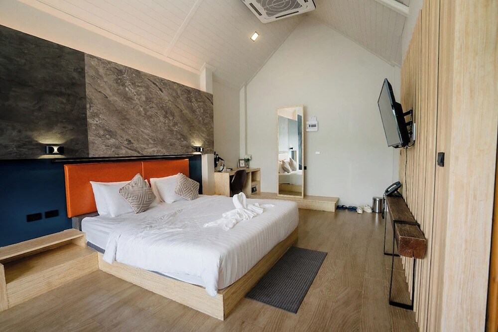 Villa, Bathtub