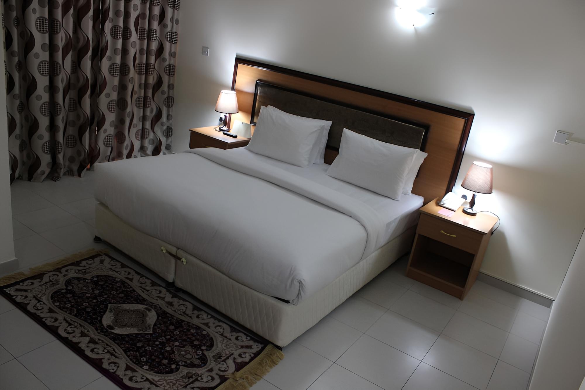 Standard Double or Twin Room photo 1