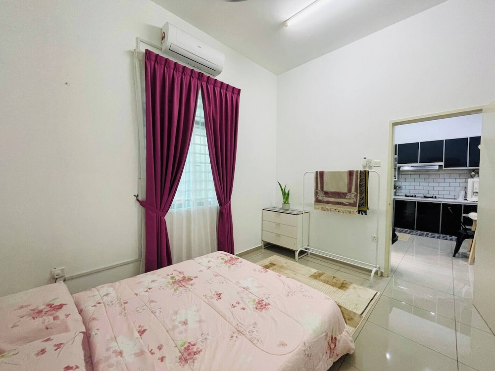 House, 4 Bedrooms, Private Pool