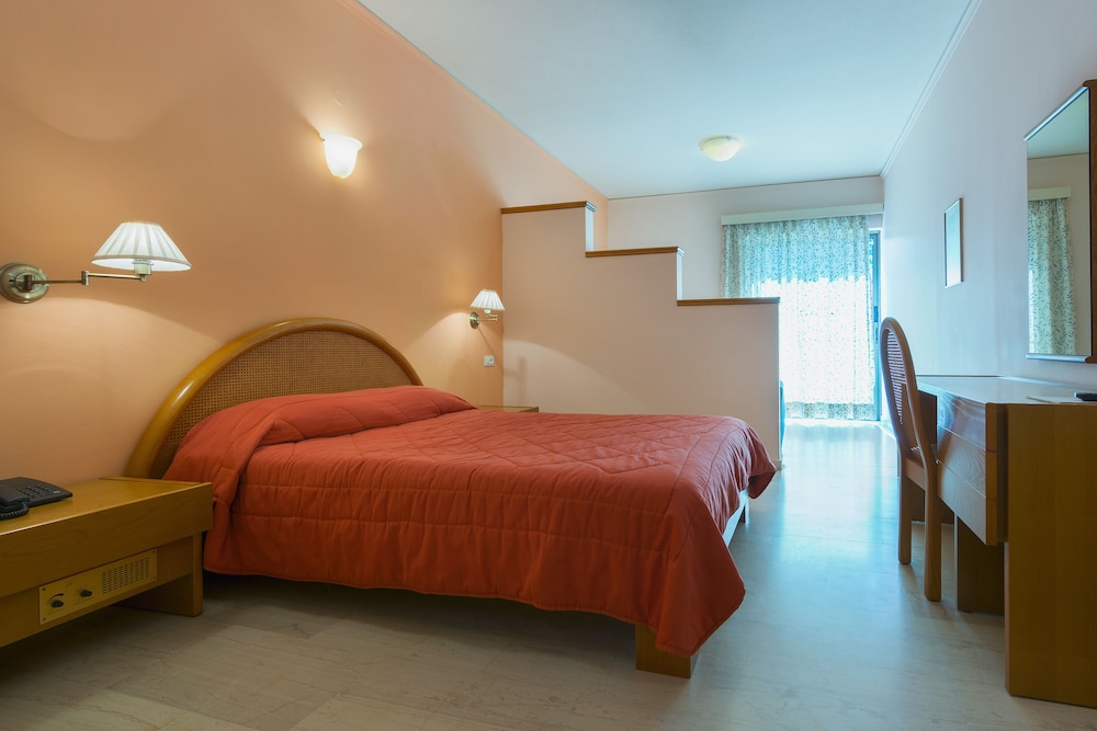 Junior Suite, Sea View - Photo 2