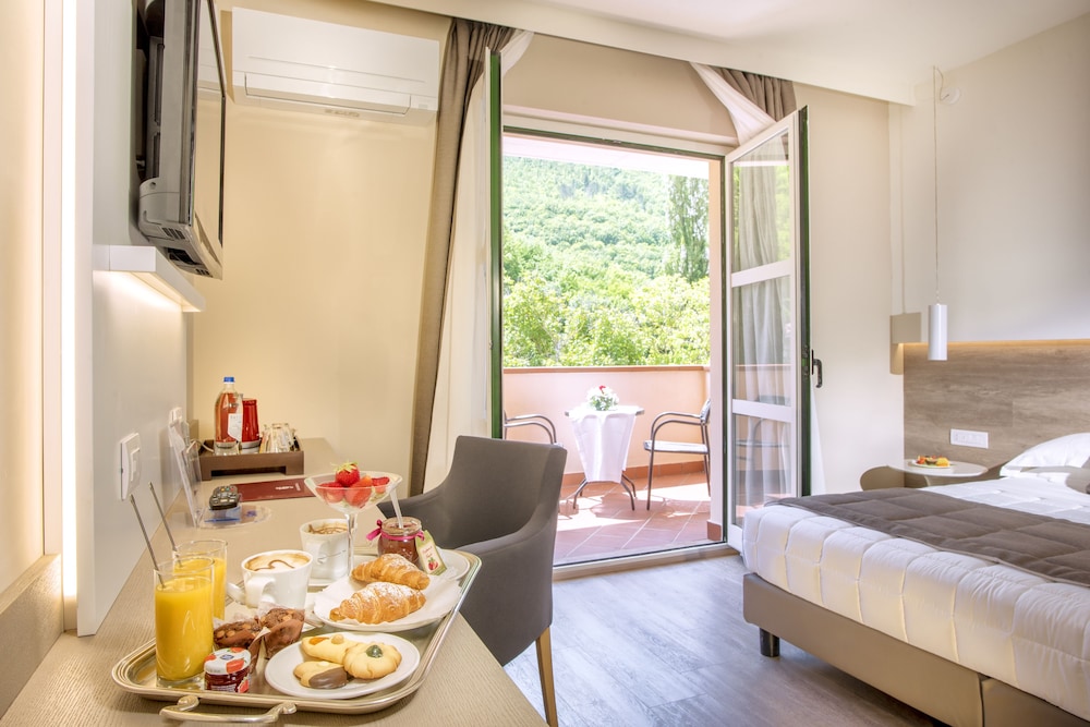 Superior Double Room (Spa Access) photo 2