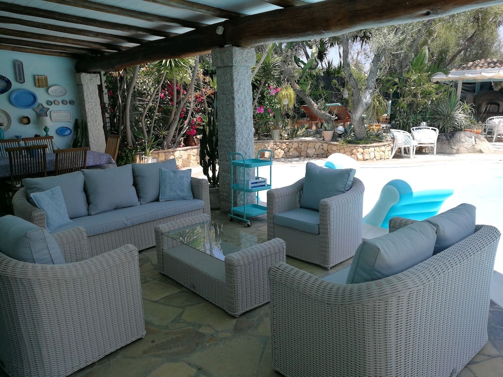 Villa, 4 Bedrooms, Smoking, Private Pool photo 1