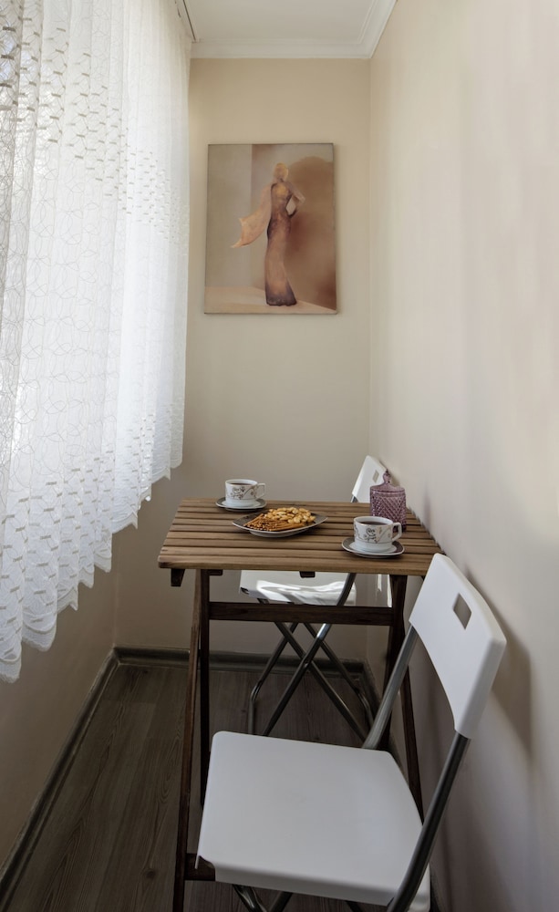 Family Apartment photo 2