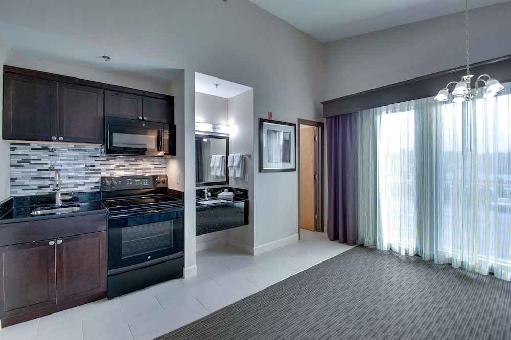 Standard Room, 2 Queen Beds, Non Smoking, Kitchenette (With Sofabed) - Photo 3