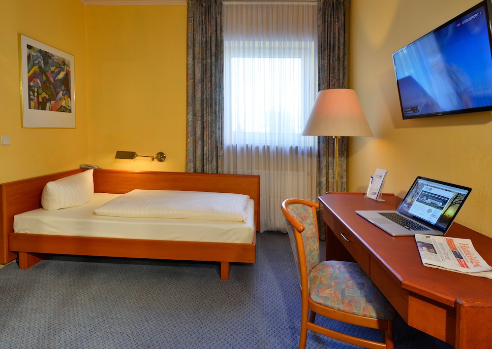 Comfort Single Room, River View