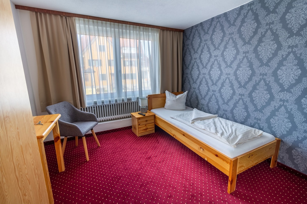 Classic Single Room