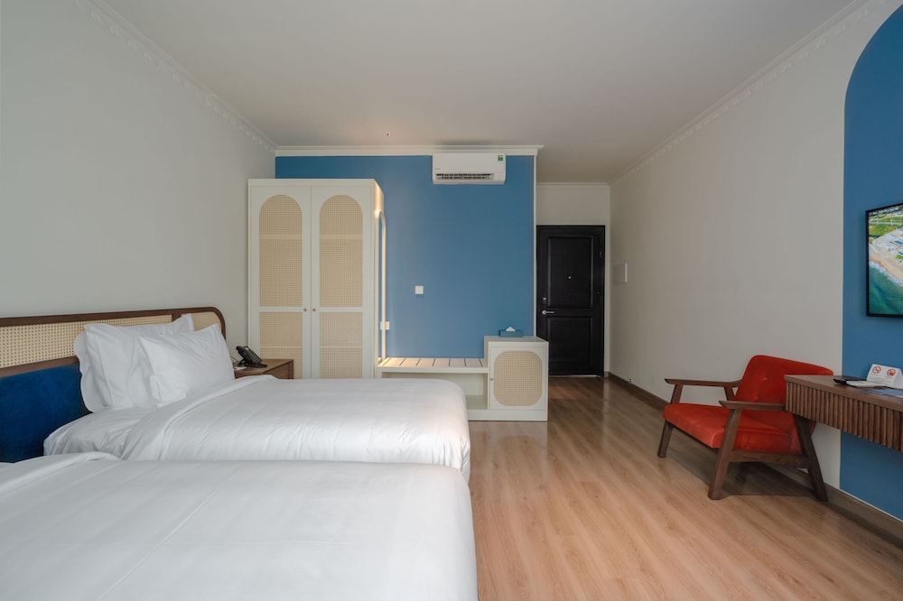 Deluxe Pavilion Sea View - Double or Twin Room photo 3