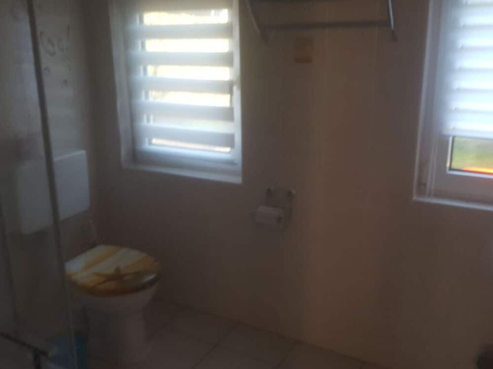 Bungalow photo 2