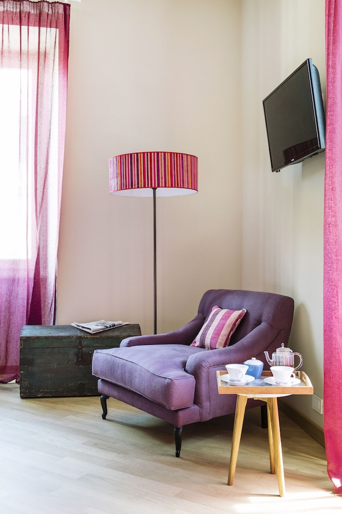 Junior Suite, City View photo 3
