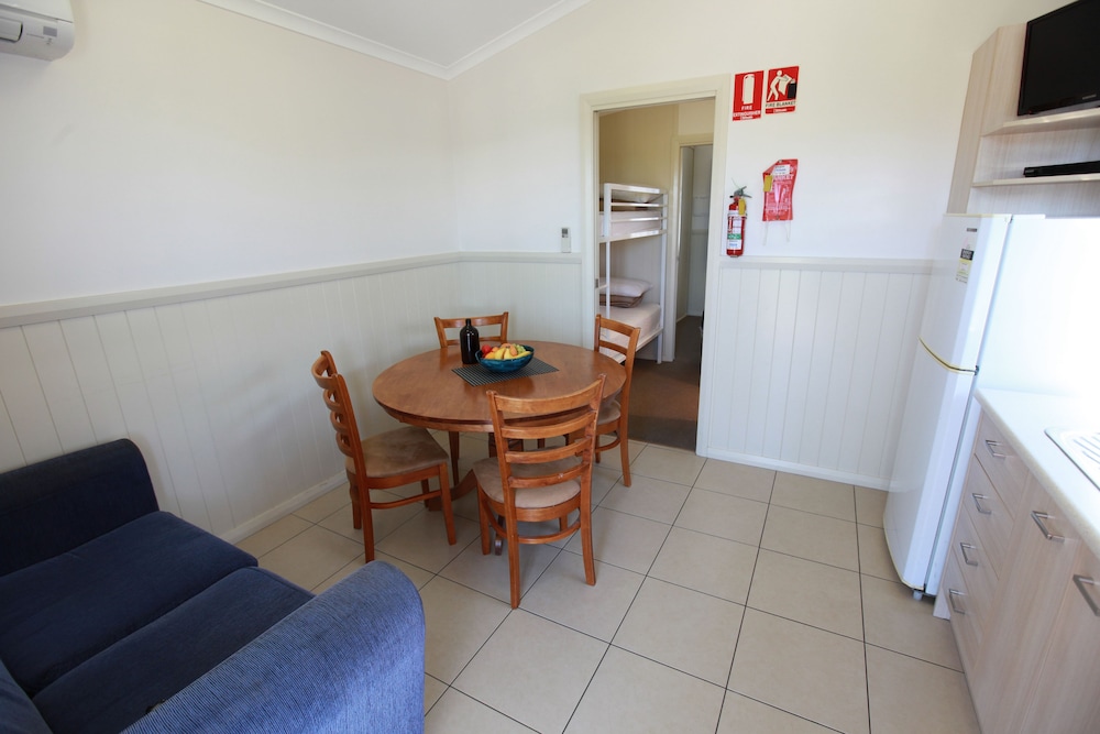 1 Bedroom Ensuite 4 Berth Cabin photo 3