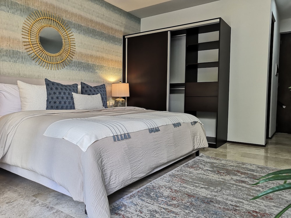 Deluxe Room, Kitchenette