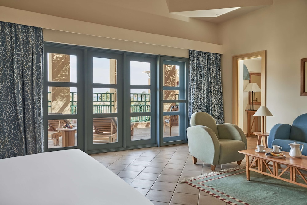 Junior Suite Garden View - Photo 6