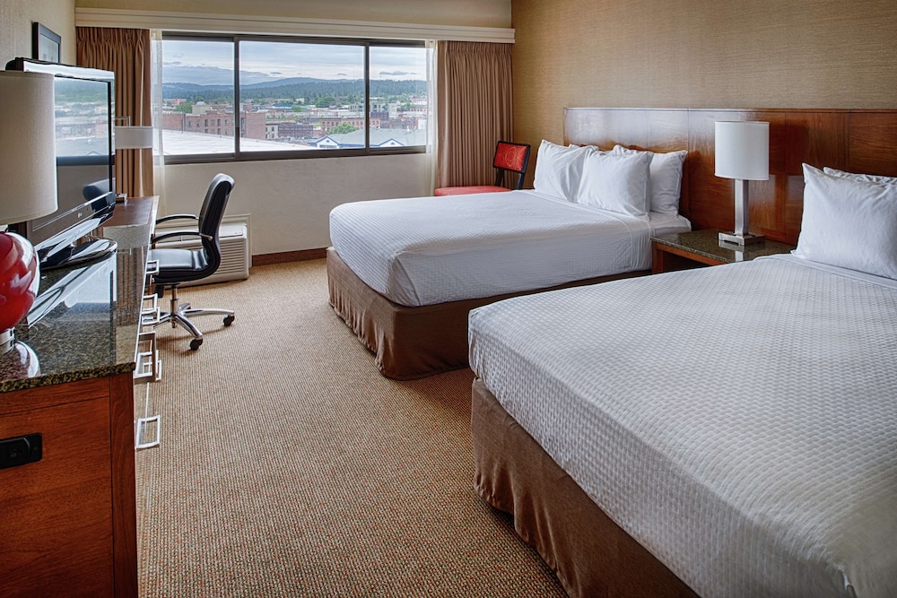 Room, 2 Queen Beds, Accessible (Skyline View)