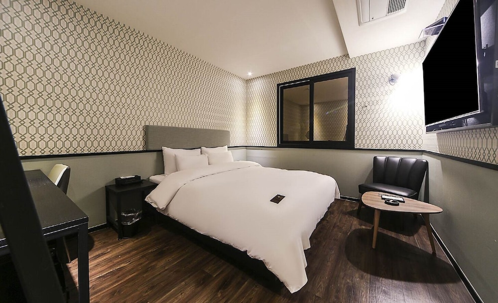 Standard Room - Photo 3