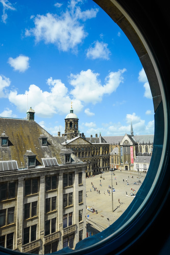 Rooftop Loft Suite
