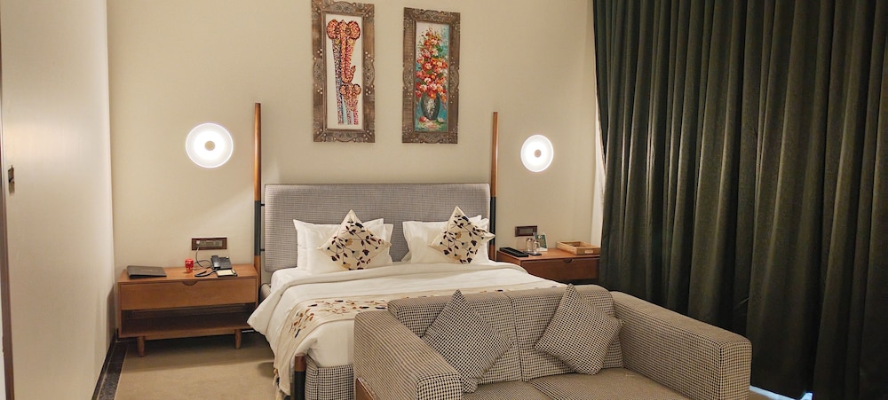 Premium Suite, Balcony, River View