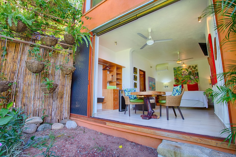 Junior Suite Garden Access