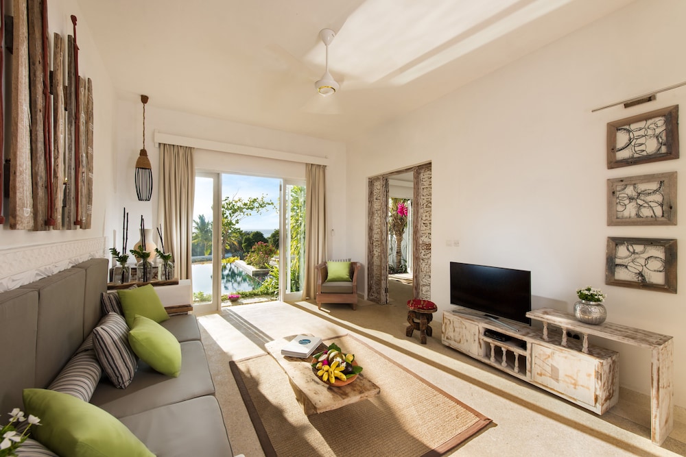 Senior Suite, 1 Bedroom, Oceanfront