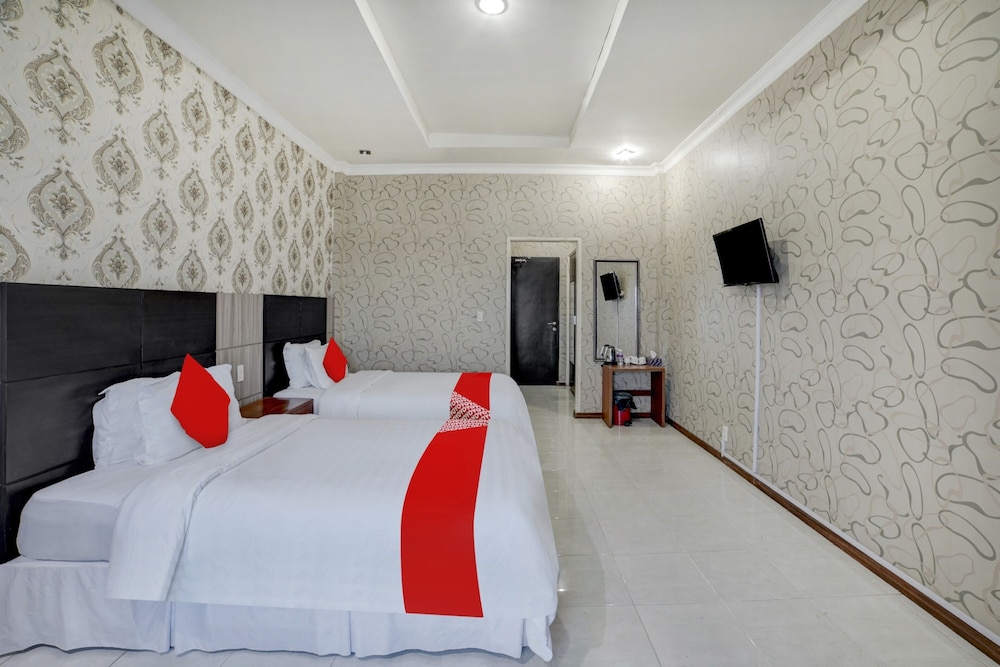 Deluxe Twin Room photo 3