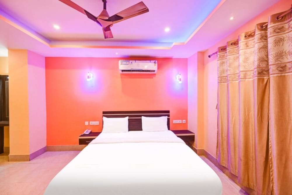 Deluxe Double Room, City View