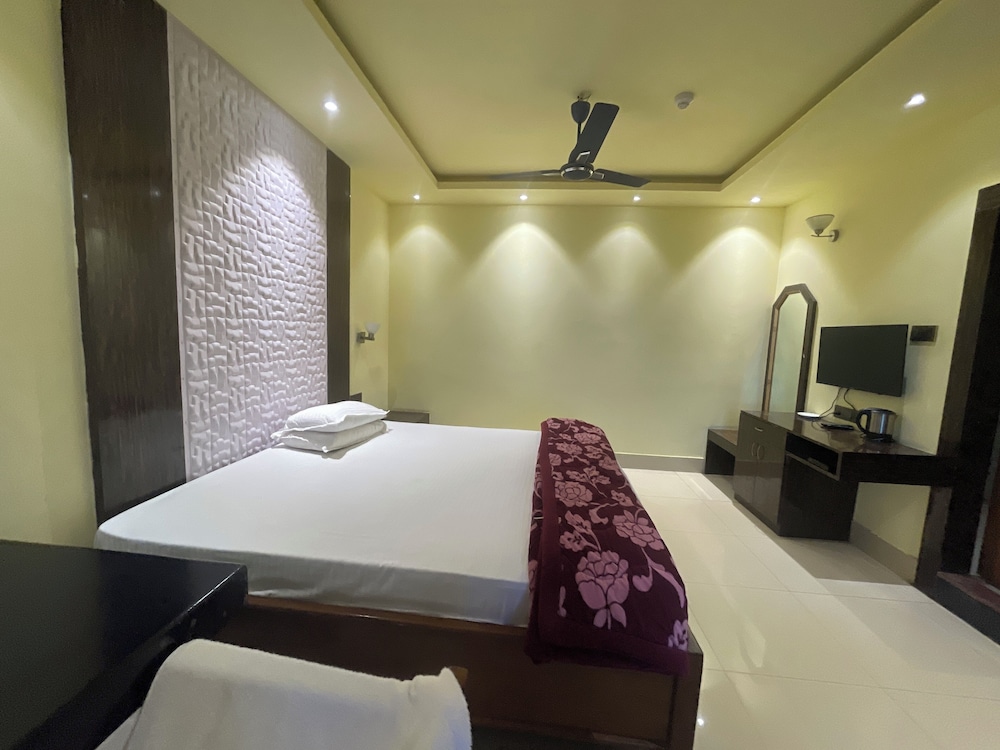 Signature Single Room