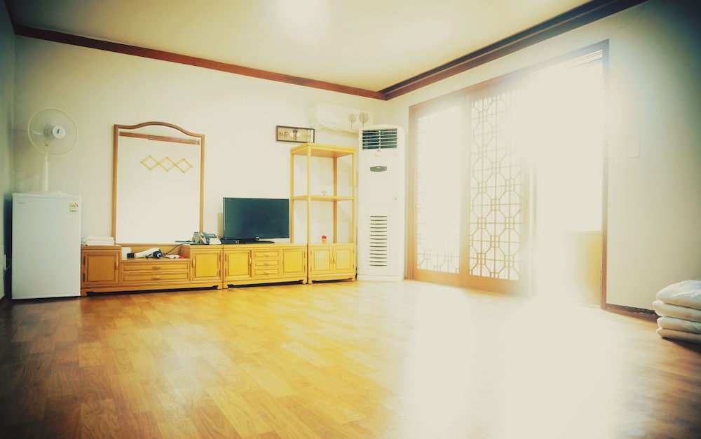 Superior Room (Korean Ondol) photo 2