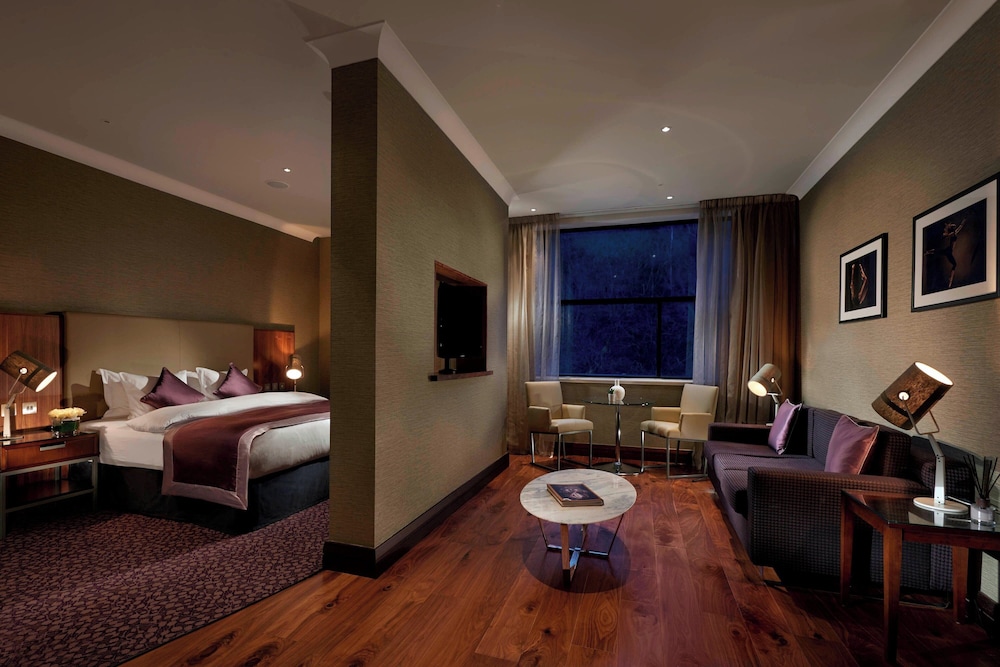 Suite, 1 King Bed, City View - Photo 5