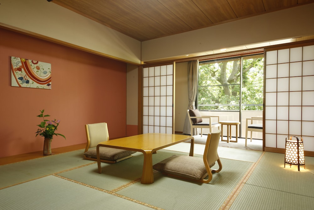 Japanese Style Room For 4 People