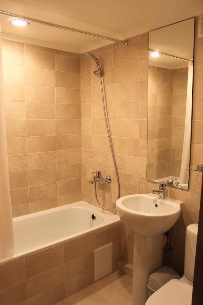 Standard Double Or Twin Room photo 3