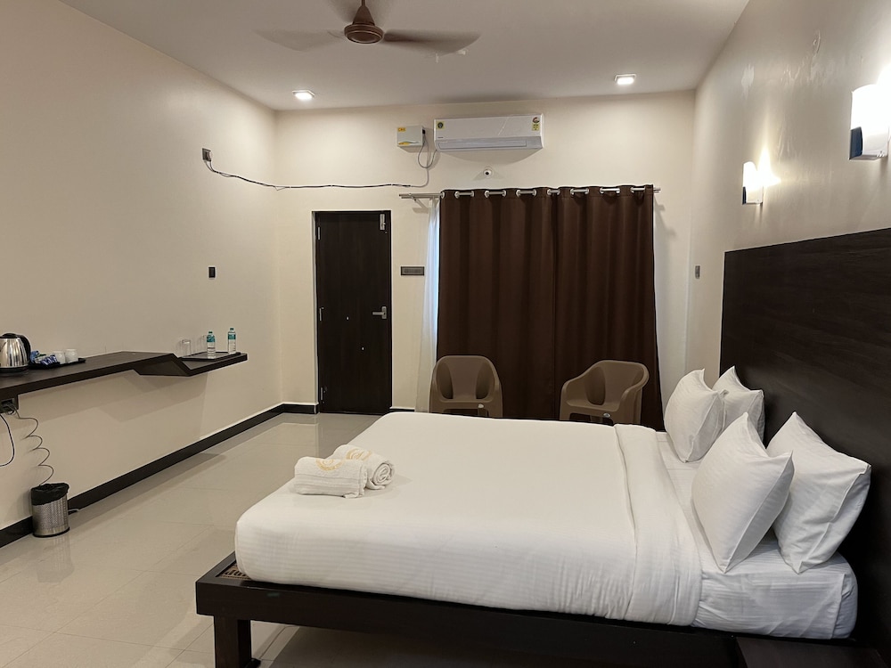 Standard Room - Photo 1