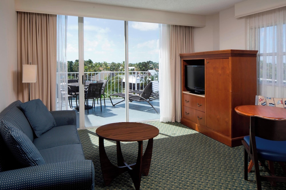 Suite, 1 Bedroom, Balcony (View) photo 1