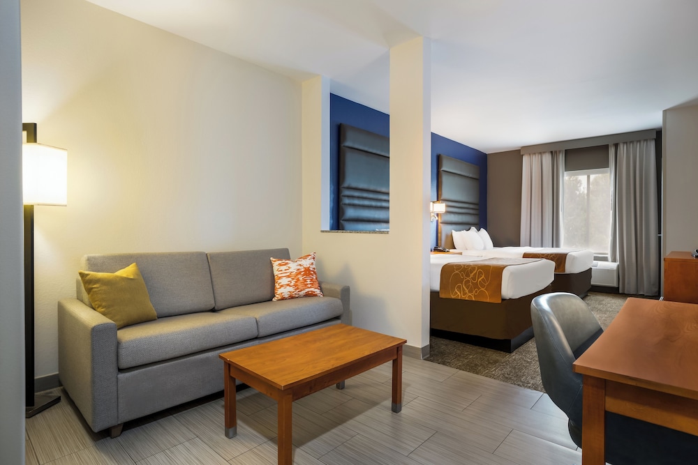 Suite, Multiple Beds, Accessible, Non Smoking