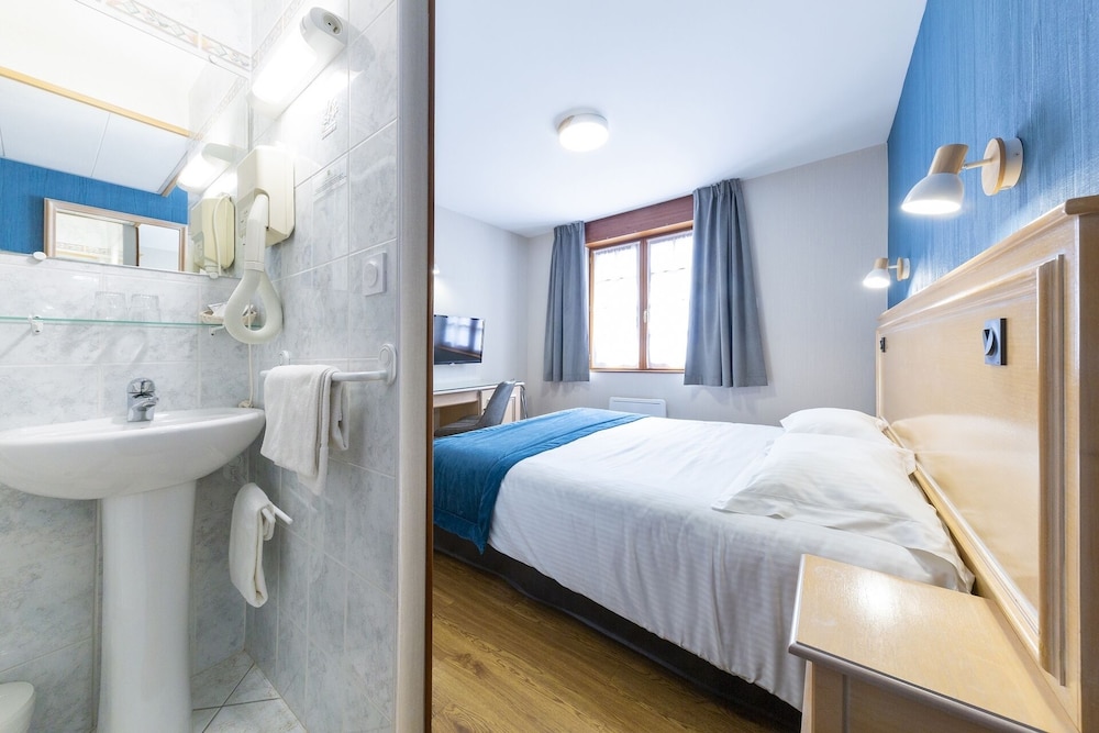 Basic Double Room photo 3