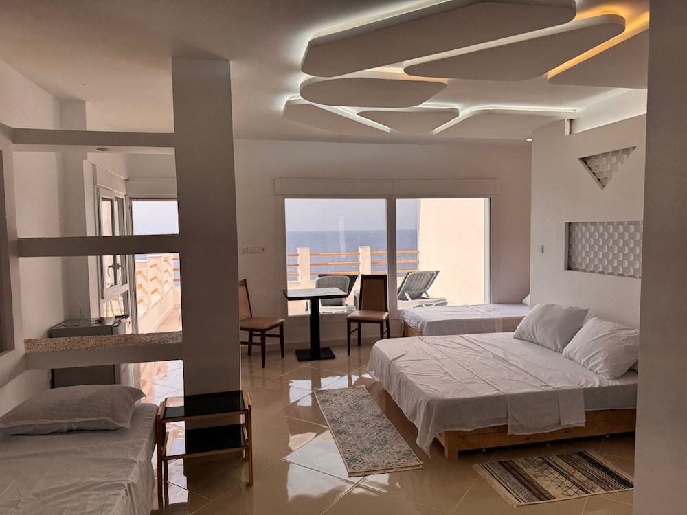 Elite Apartment, Multiple Beds, Balcony, Ocean View photo 1