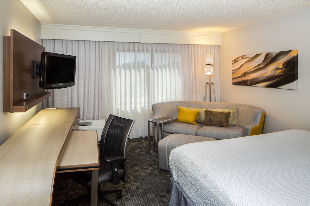 Room, 1 King Bed - Photo 1