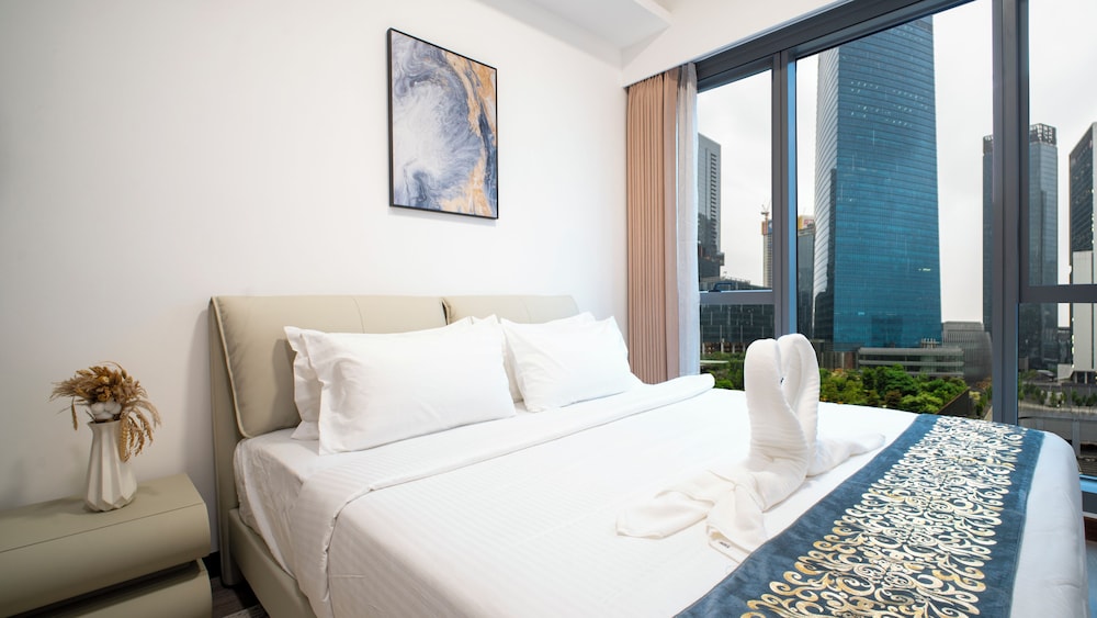 Luxury three bedroom apartment (TRX Tower View)