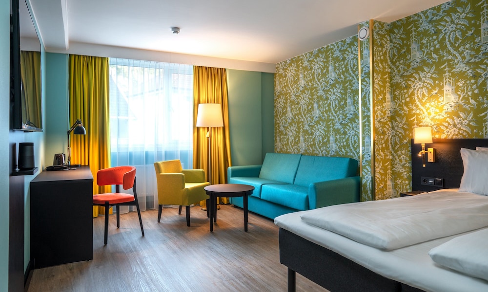 Family Room, 1 Double Bed with Sofa bed, Non Smoking (Standard)