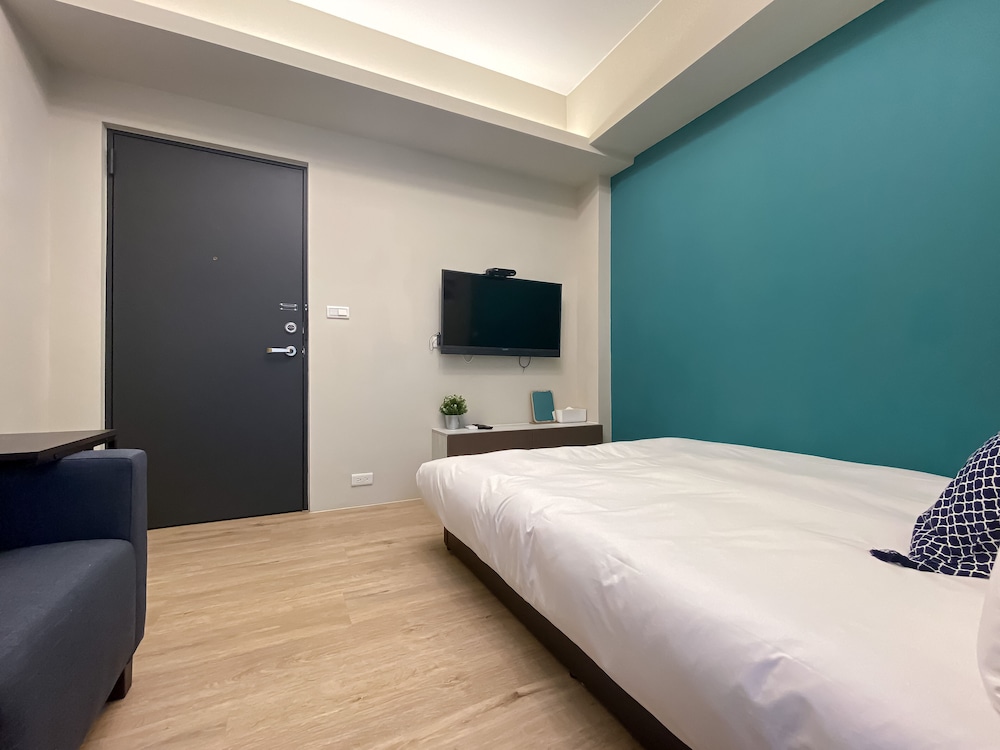 Standard Double Room - Photo 7