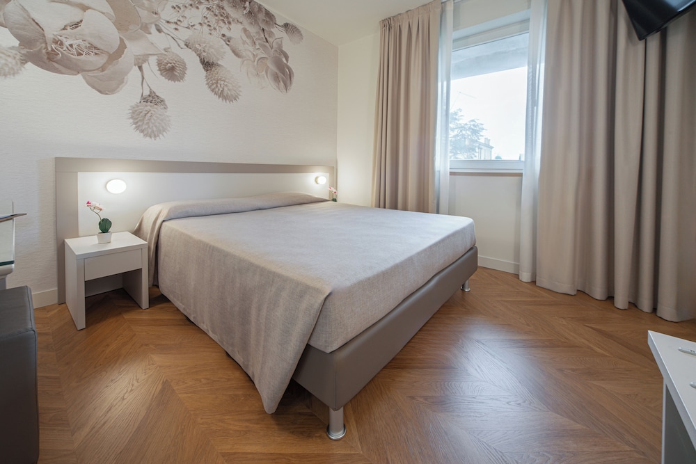 Standard Double Room Single Use (Easy) photo 1