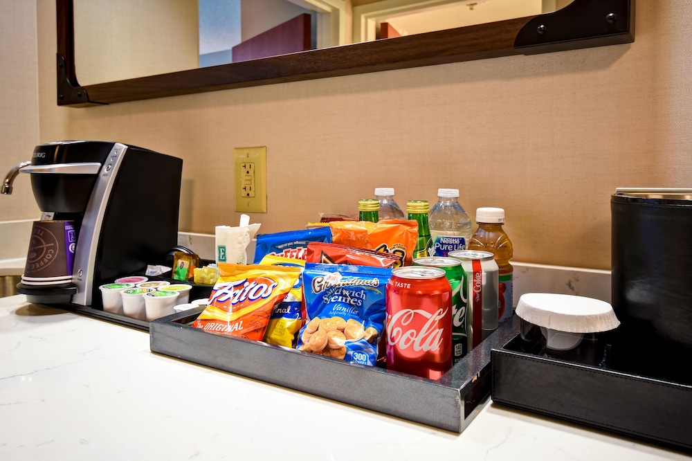 Presidential Suite, 1 King Bed, Non Smoking photo 2