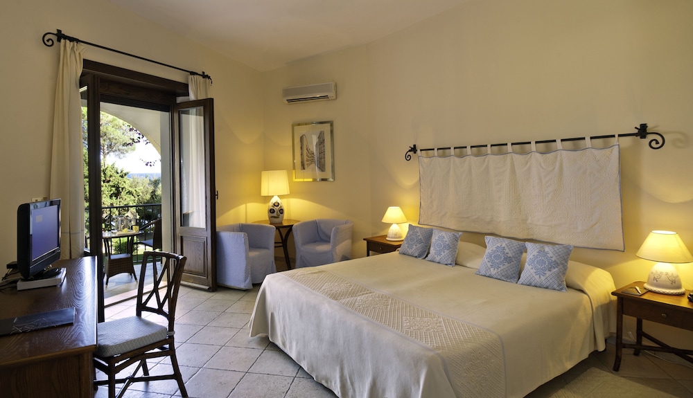CLASSIC SUPERIOR ROOM SEA VIEW