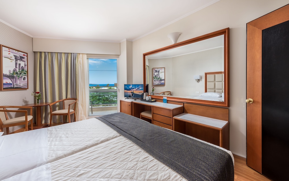 Double Room, Partial Sea View - Photo 5