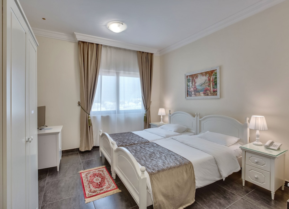 Standard Twin Room photo 2