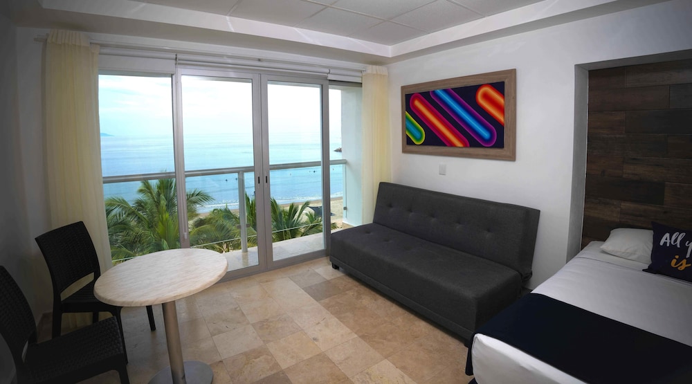 Junior Room, Balcony, Sea View - Photo 2