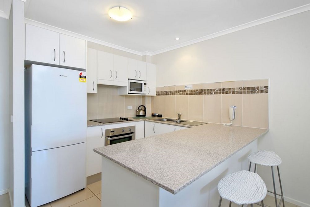 1 Bedroom Apartment Ocean View - Photo 2