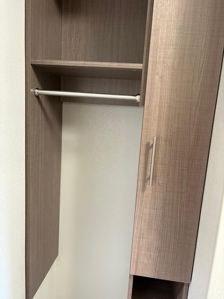 Standard Room, 2 Double Beds, Non Smoking - Photo 11