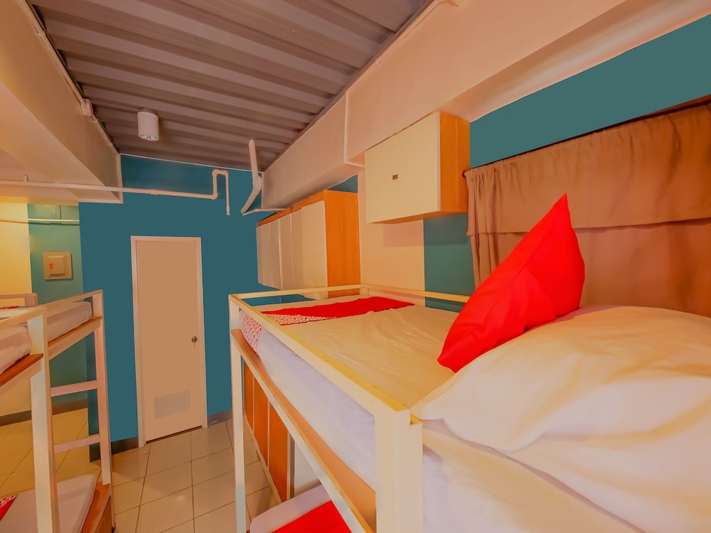 Shared Dormitory, Multiple Beds photo 2
